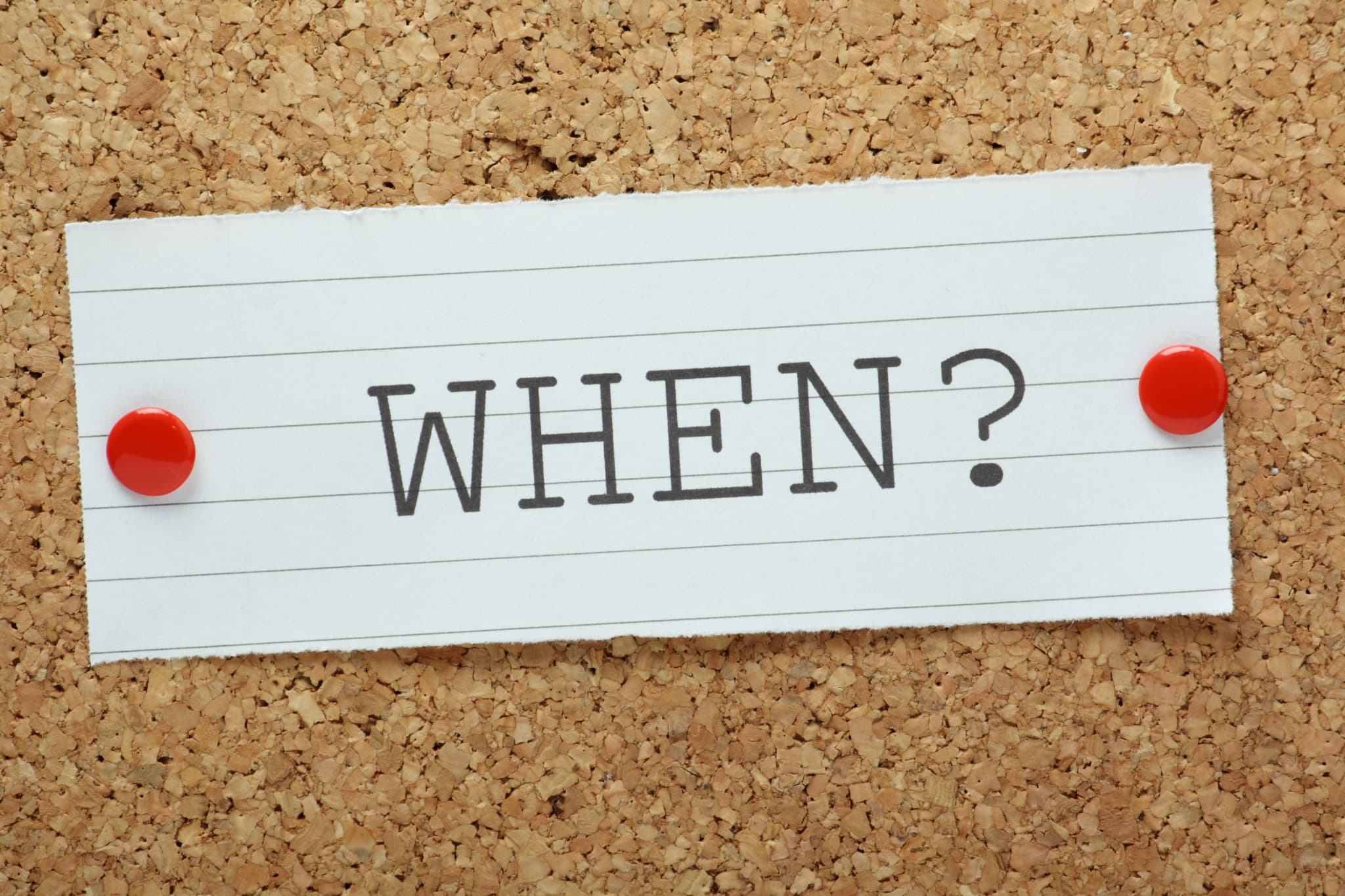 ワイヤー矯正中の歯磨きはいつ行うか考えるイメージ