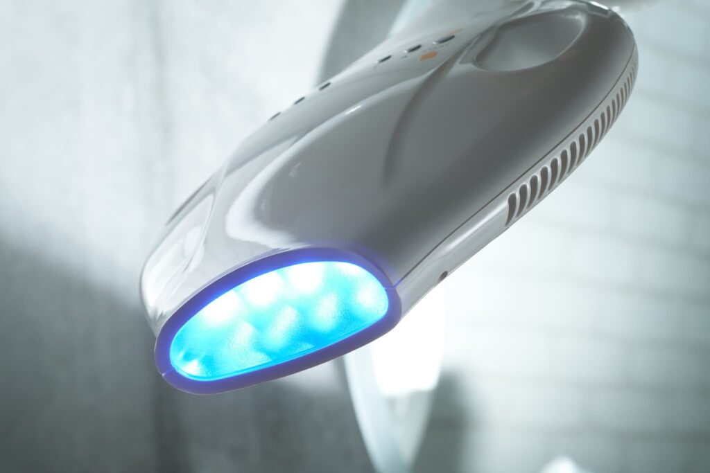 ホワイトニングの照射器