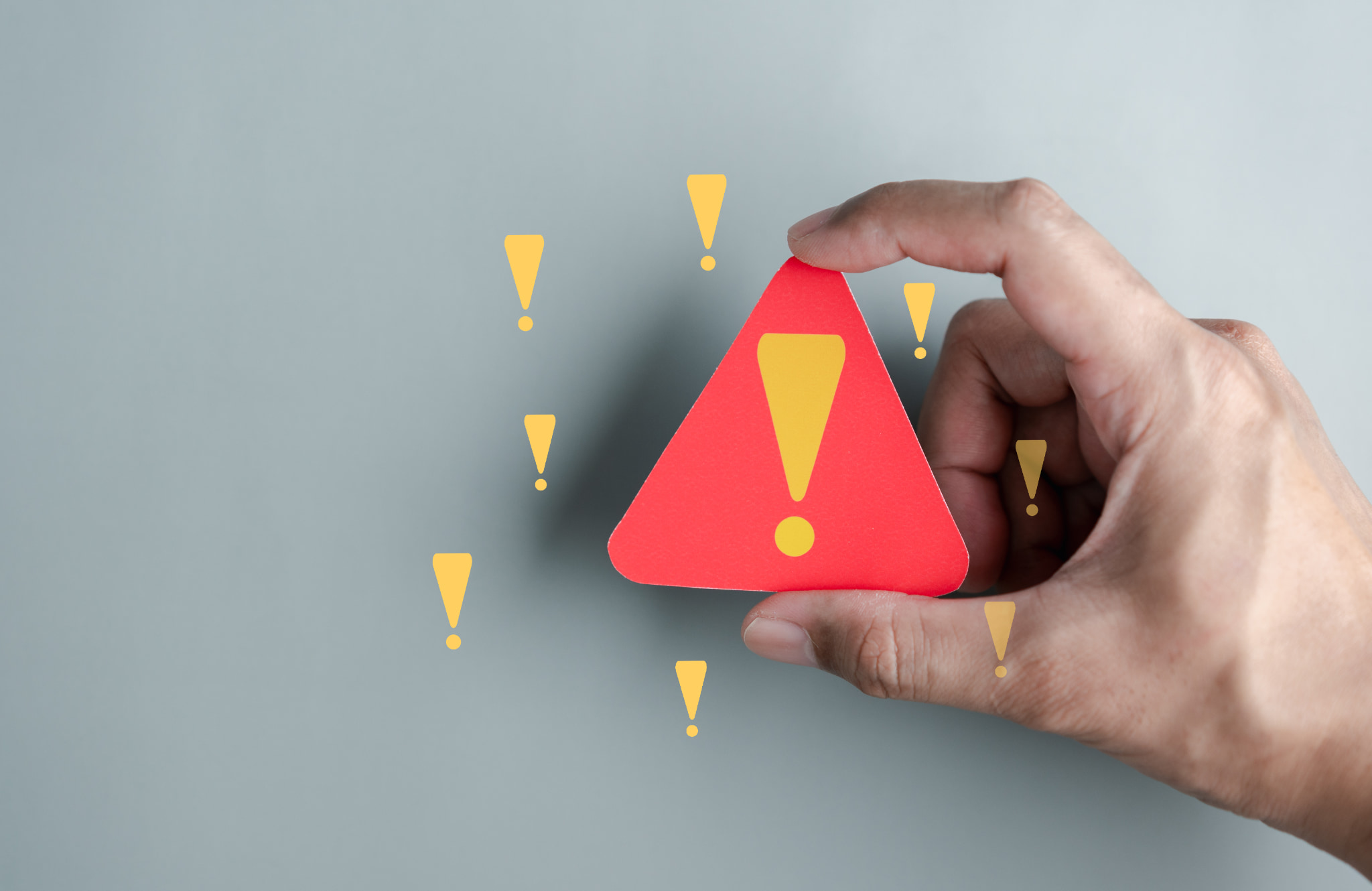 プレオルソの注意点を示すビックリマーク